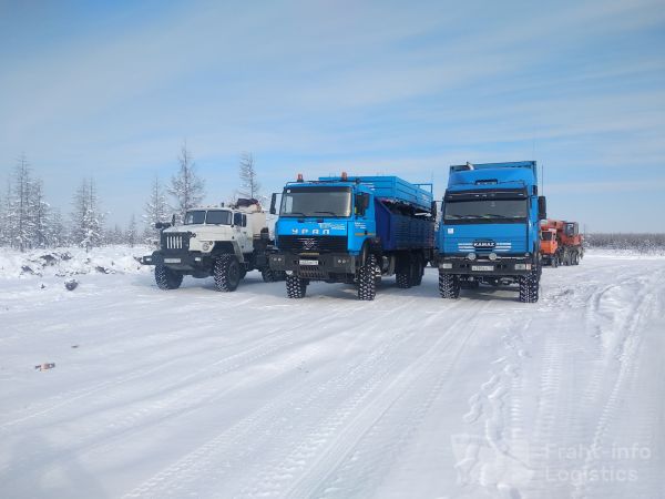 Перевозки грузов по зимнику